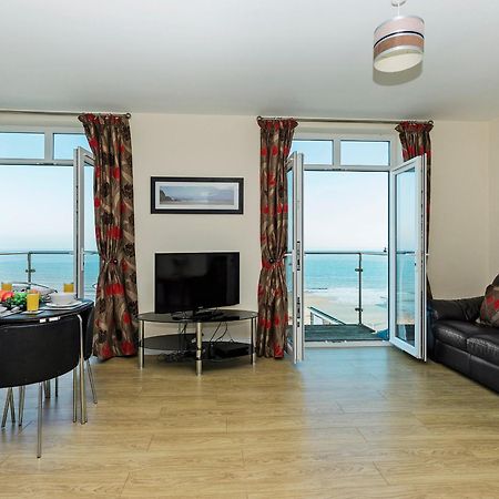 Sunny Beach Apartments Shanklin Kültér fotó